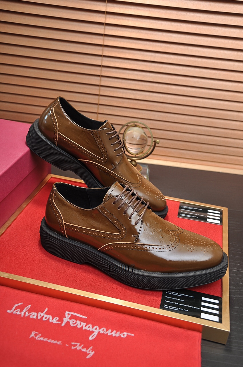 Ferragamo sz38-44 162